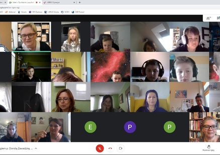 Na zdalnej lekcji wychowawczej z Supernianią
