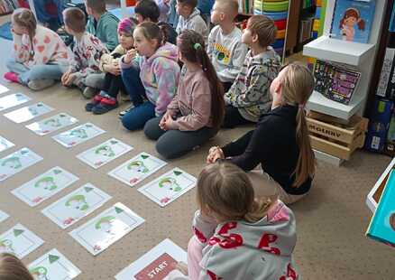 Klasa 2E w Bibliotece Miejskiej